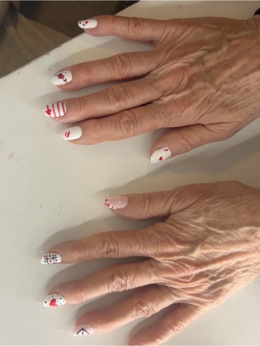 Custom Press-On Nails Sign - Pink Text Graphic - Picture 2 of 6